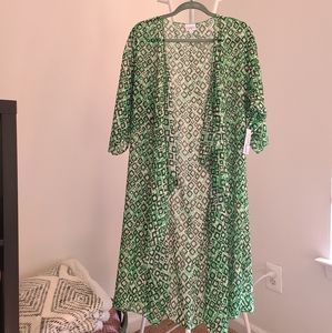 Green black and white diamond shirley